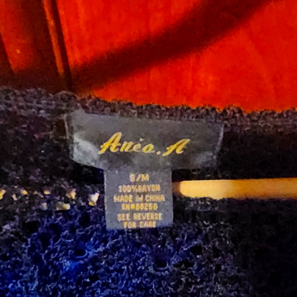 Area A black lace Blouse